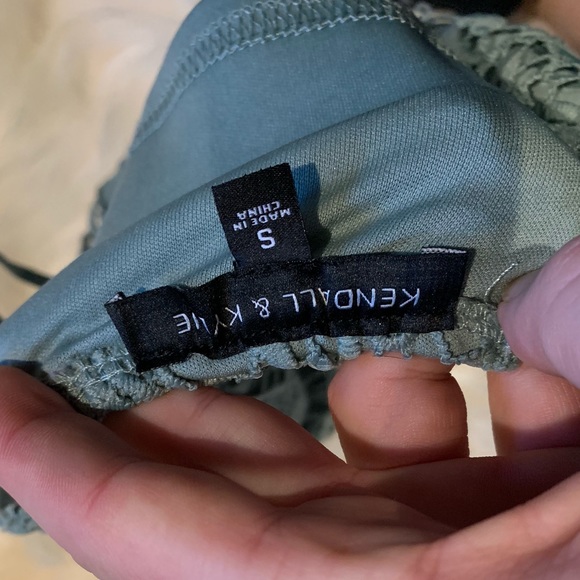 Super cute crochet crop top - Picture 3 of 3